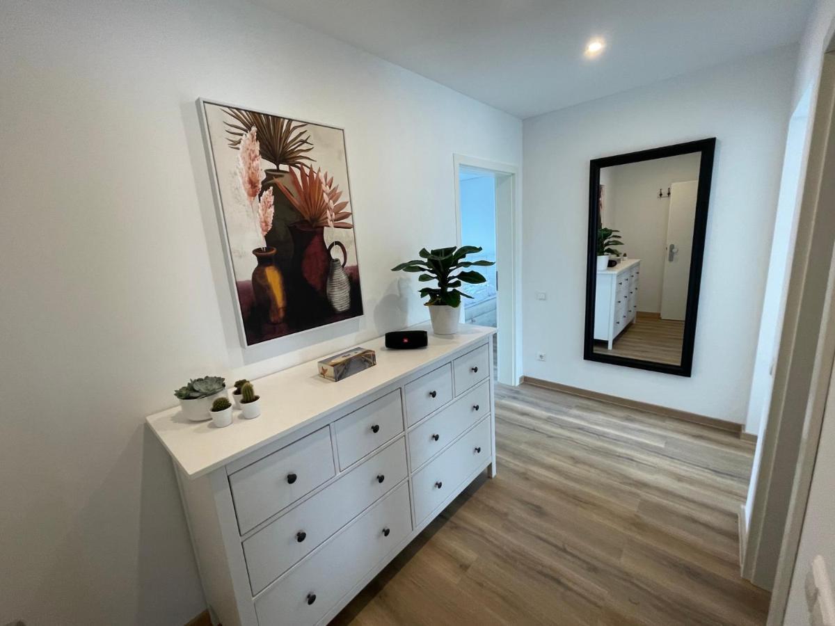 Neue Stilvolle 2-Zimmer Wohnung Im Zentrum Von Wolfsburg Exterior foto