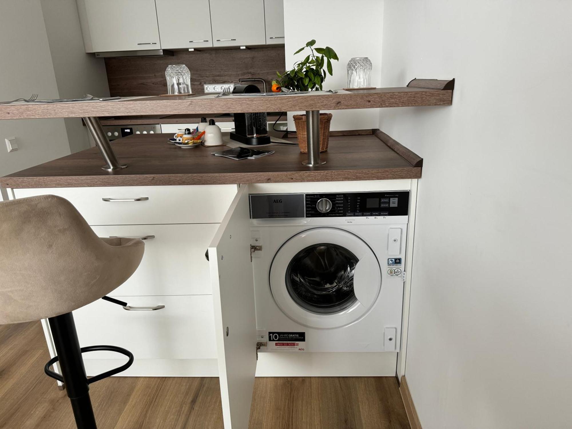 Neue Stilvolle 2-Zimmer Wohnung Im Zentrum Von Wolfsburg Exterior foto